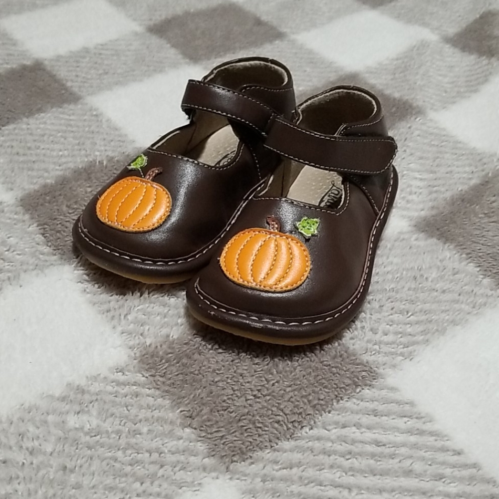 Laniecakes Fall Squeaker Shoes